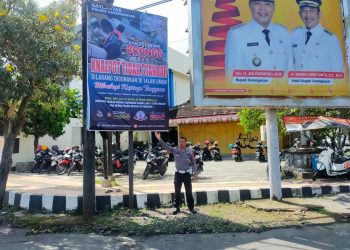 Satlantas Polres Karanganyar Pasang Imbauan Stop Knalpot Brong