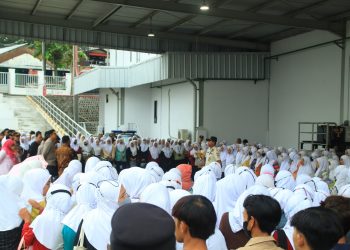 Apel Akbar Kebangsaan: Kapolres Karanganyar Ajak Buruh Jaga Semangat Persatuan dan Produktivitas