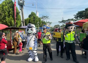 Satgas Ops Zebra Candi 2025 Polres Karanganyar Gelar Sosialisasi di Car Free Day