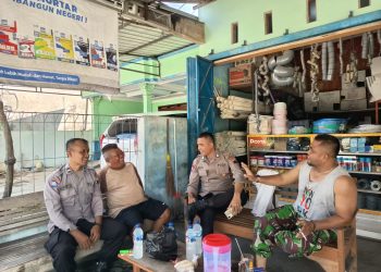 Polsek Gondangrejo Gelar Jumat Curhat, Kapolsek Ajak Warga Aktif Jaga Kamtibmas
