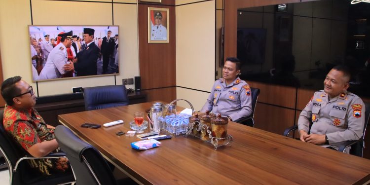 Awali Tugas, Kapolres Karanganyar Laksanakan Silaturahmi Forkopimda