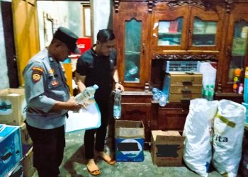 Sambut Ramadan, Polsek Kebakkramat Tindak Penjual Miras Secara Humanis